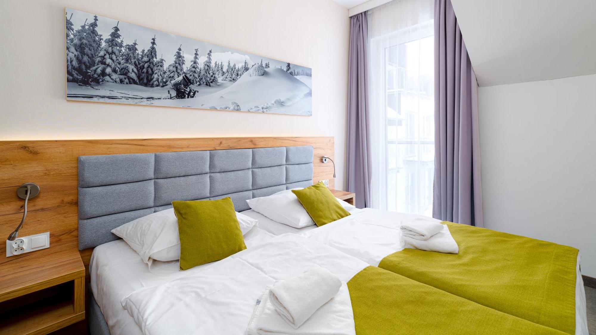 Panorama - Czarna Gora Resort By Sun & Snow Z Basenem I Sniadaniem Sienna  Bagian luar foto