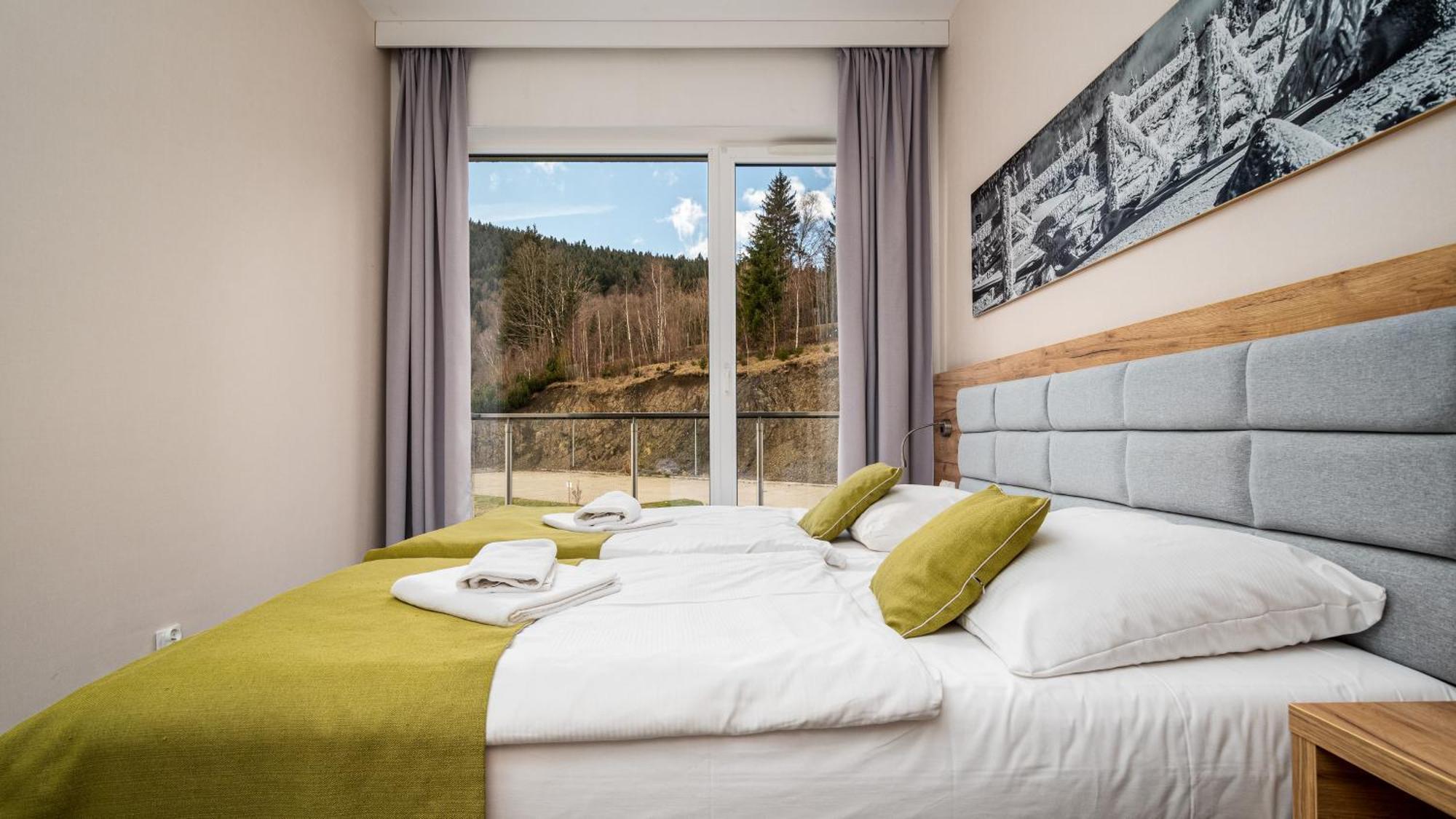 Panorama - Czarna Gora Resort By Sun & Snow Z Basenem I Sniadaniem Sienna  Bagian luar foto